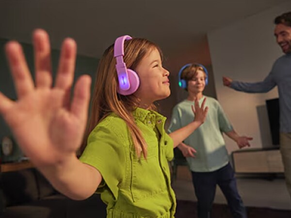 Adjustable headband that grows with your child